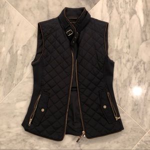 Zara woman blue quilted vest